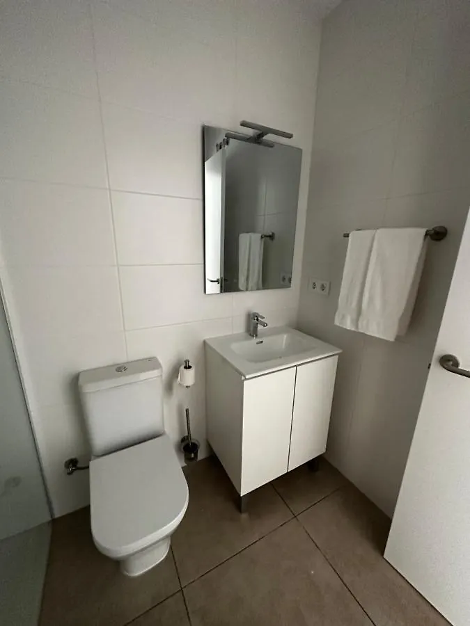 Aparthotel Raquel'S - Habitacions I Apartaments Turistics - Sant Pere Pescador